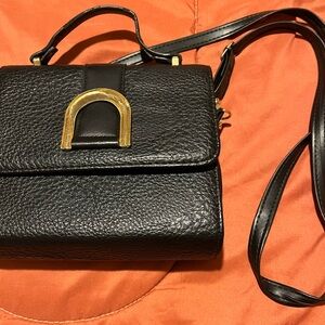 Elegant Black Leather Handbag